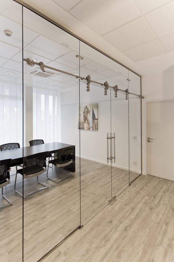 fachada de vidrio templado 